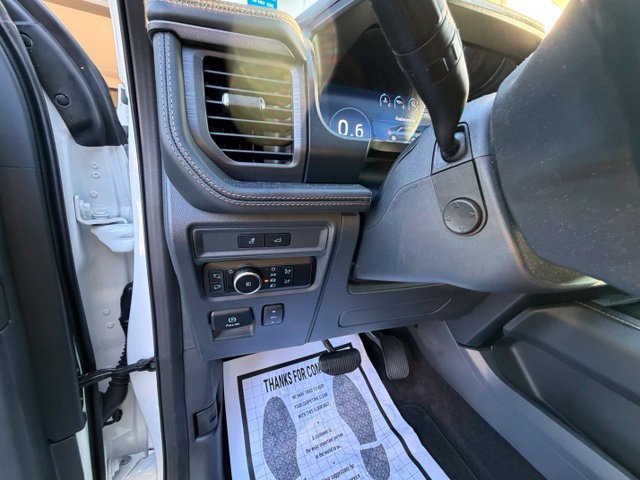 Used 2023 Ford Expedition Max Platinum AWD/4WD image 13