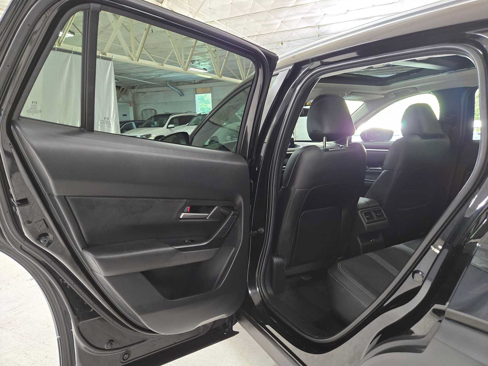 Used 2023 MAZDA CX-50 2.5 S w/ Preferred Plus Pkg AWD/4WD image 15