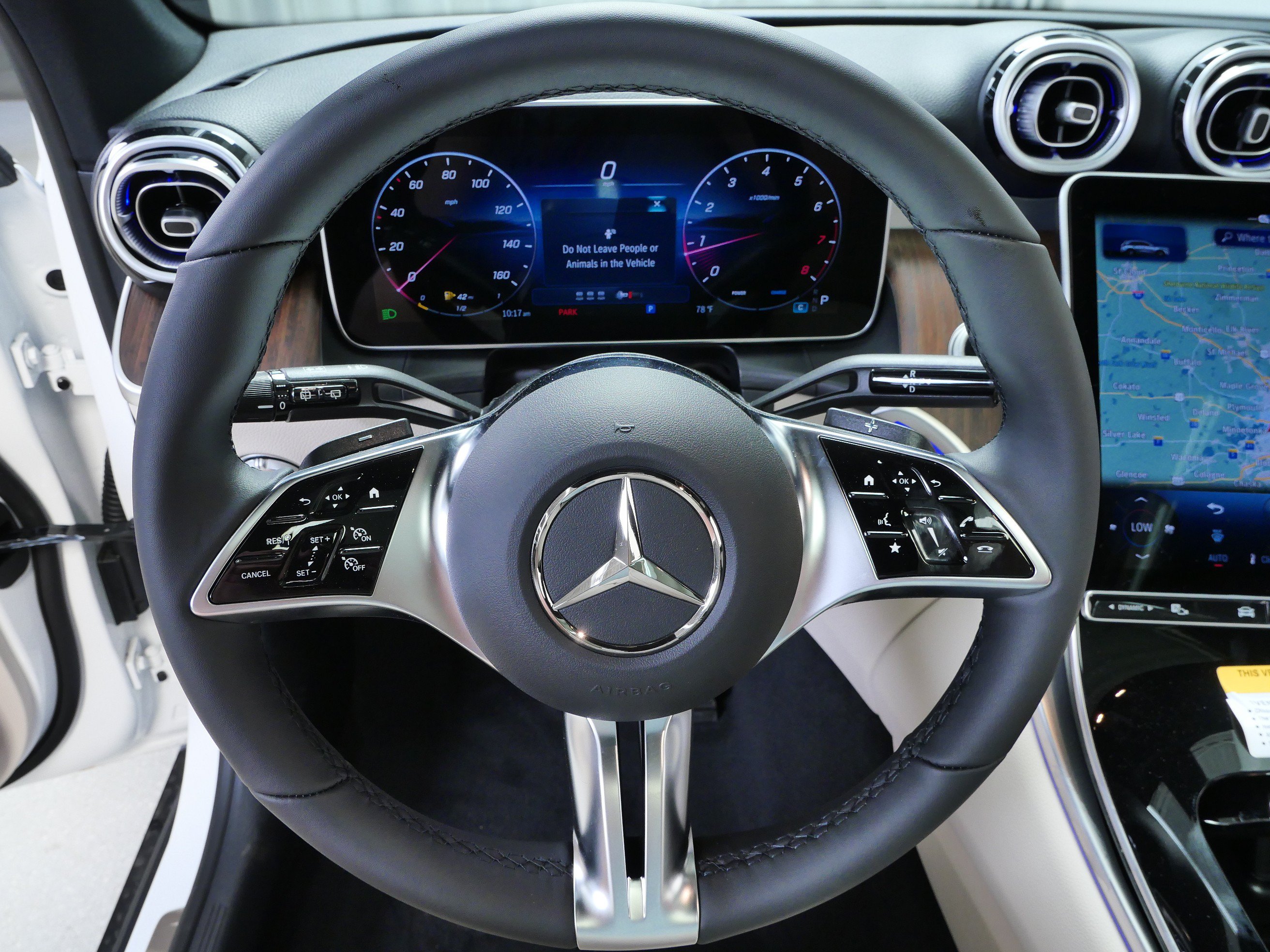 New 2026 Mercedes-Benz GLC 300 4MATIC image 9