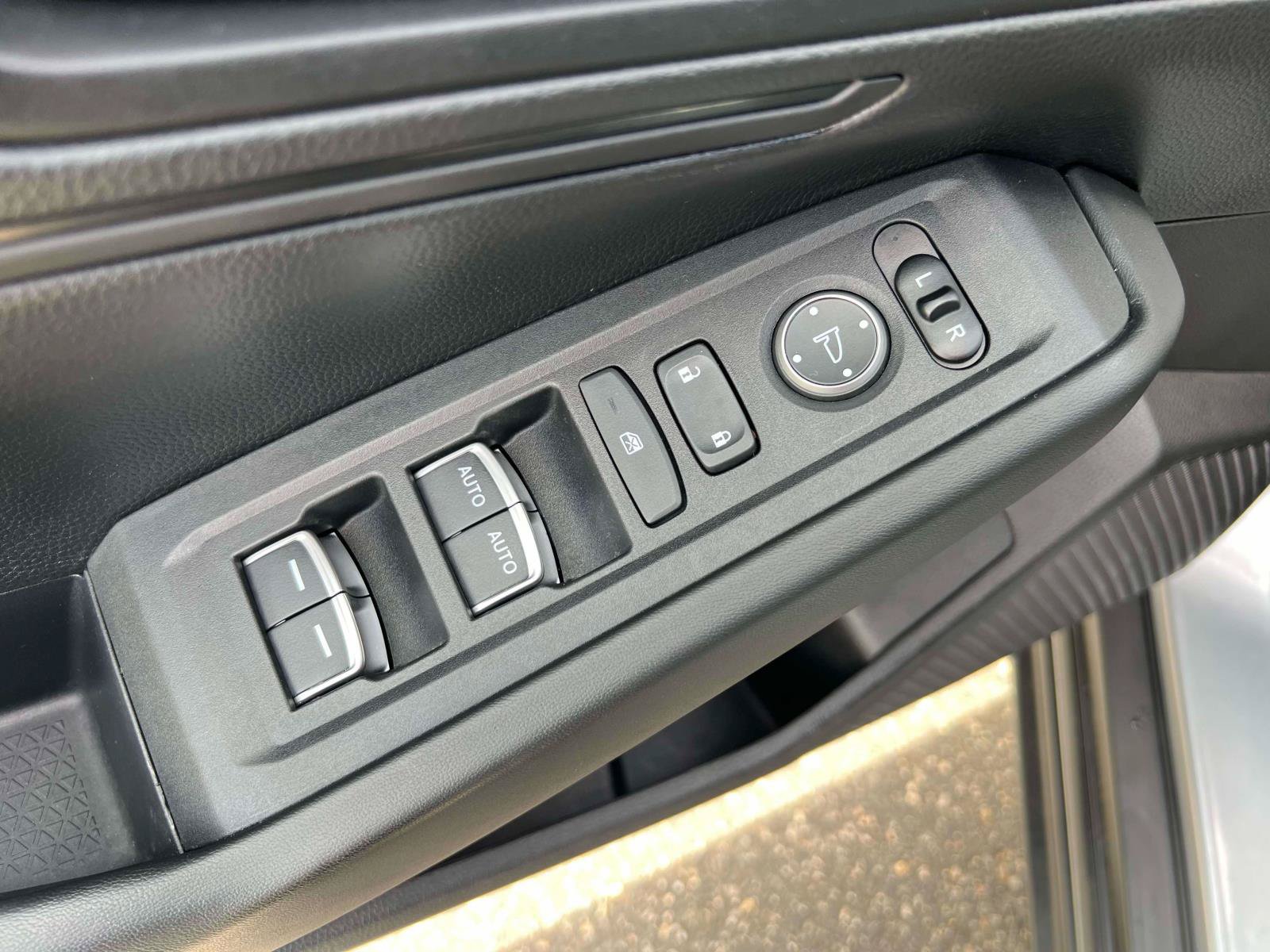 Used 2023 Honda Accord LX image 23