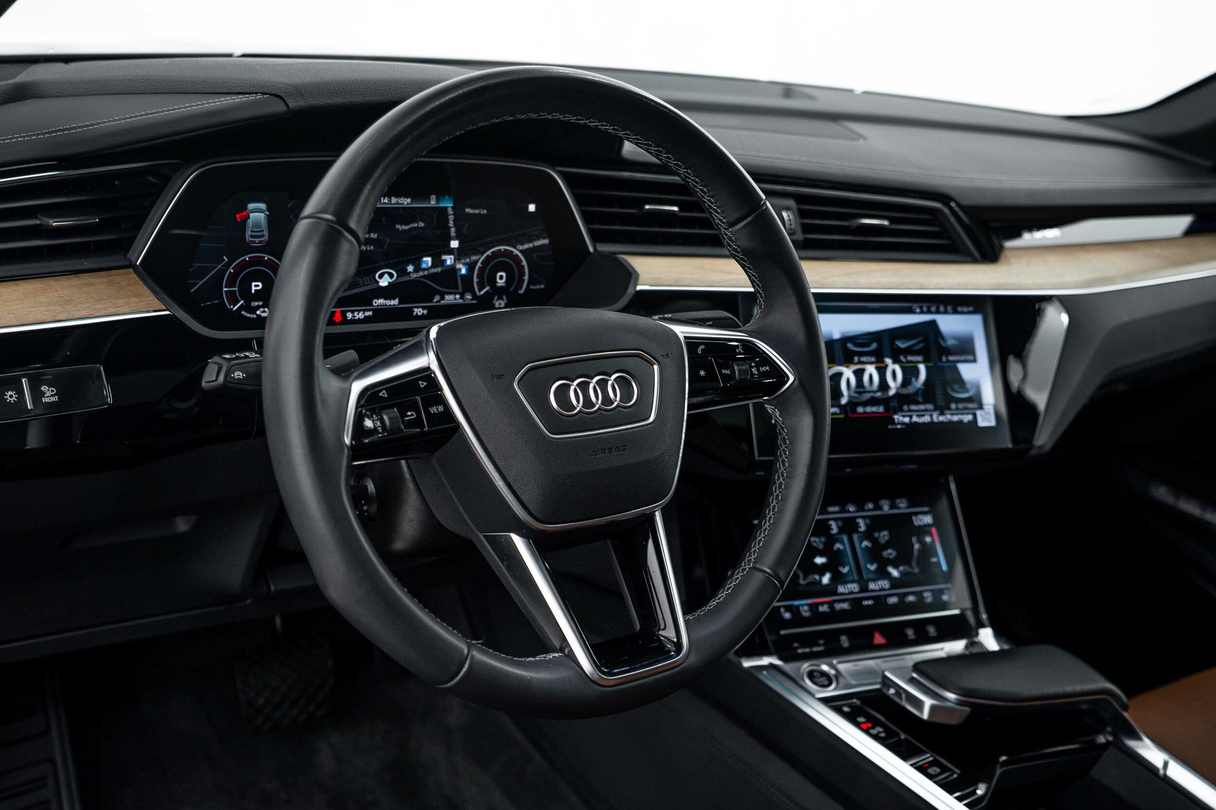 Certified 2024 Audi Q8 e-tron Prestige w/ Prestige Package AWD/4WD image 11
