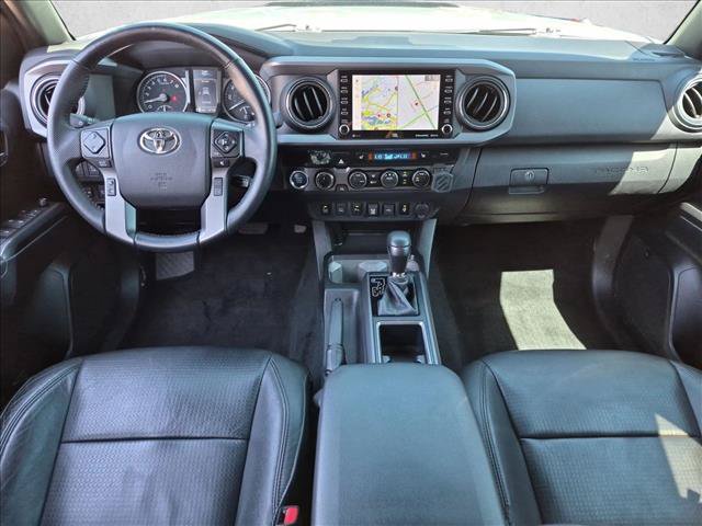 Used 2021 Toyota Tacoma TRD Off-Road w/ TRD Premium Off Road Package AWD/4WD image 19
