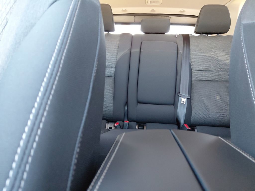 Used 2024 Nissan Rogue SV image 36