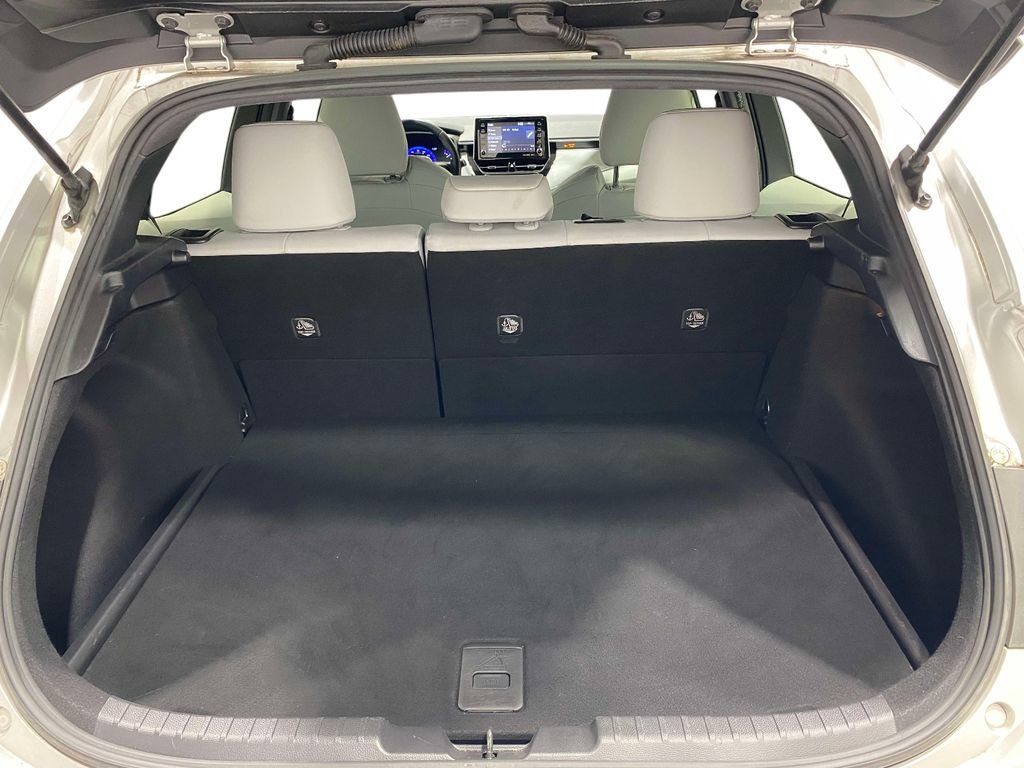 Used 2021 Toyota Corolla XSE FWD image 11