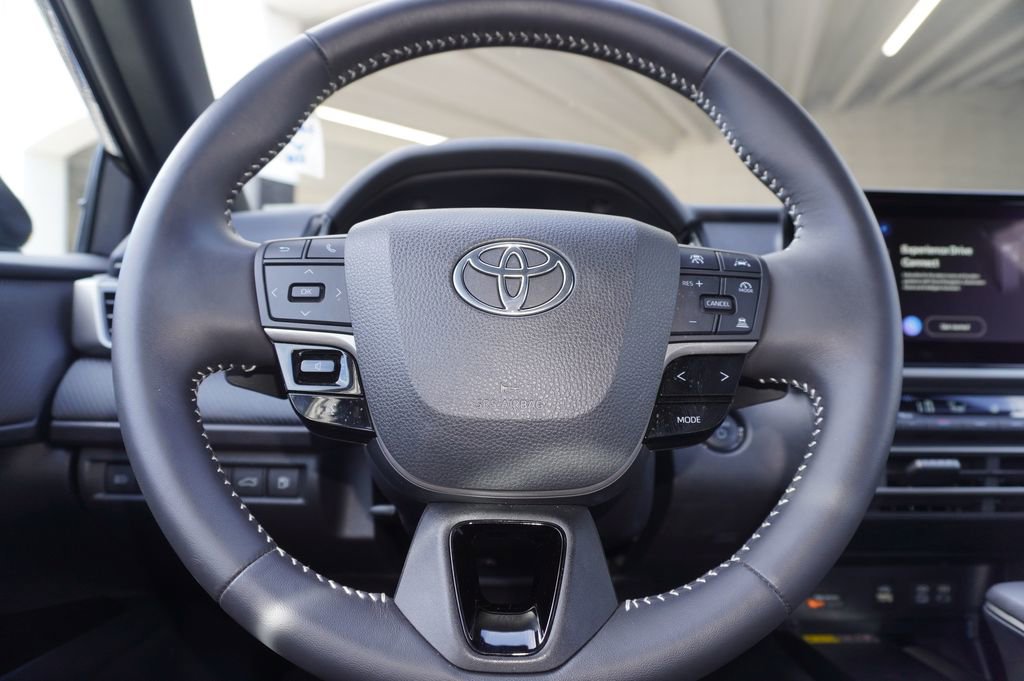 Certified 2025 Toyota Camry SE image 19