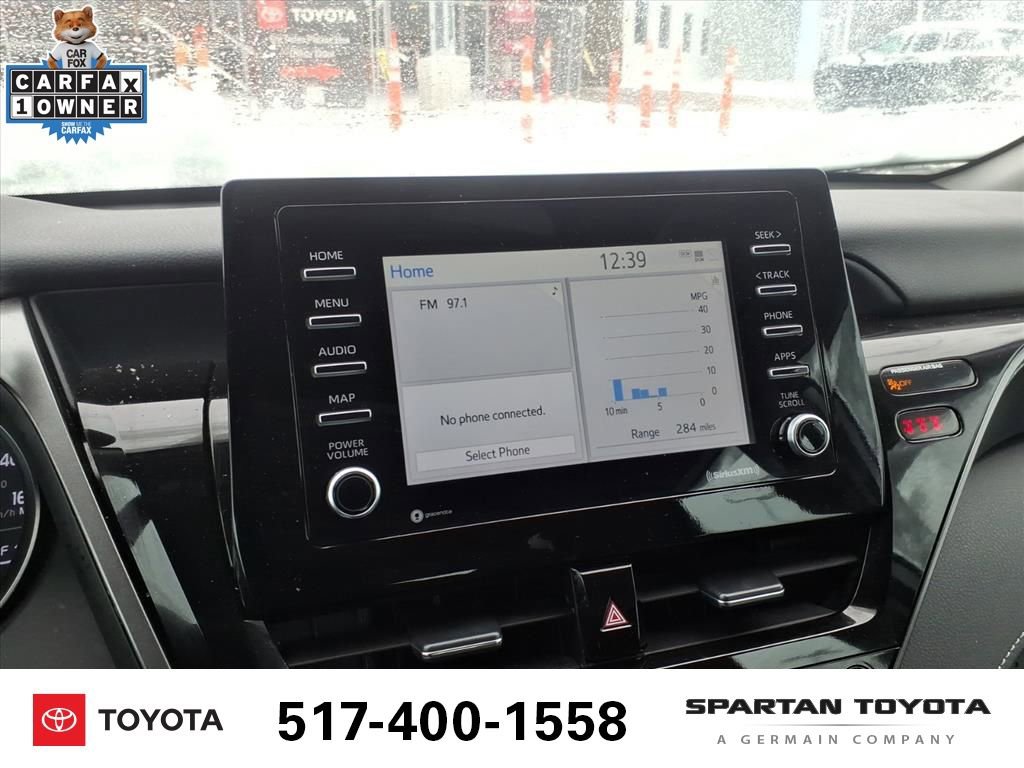 Used 2024 Toyota Camry SE image 19