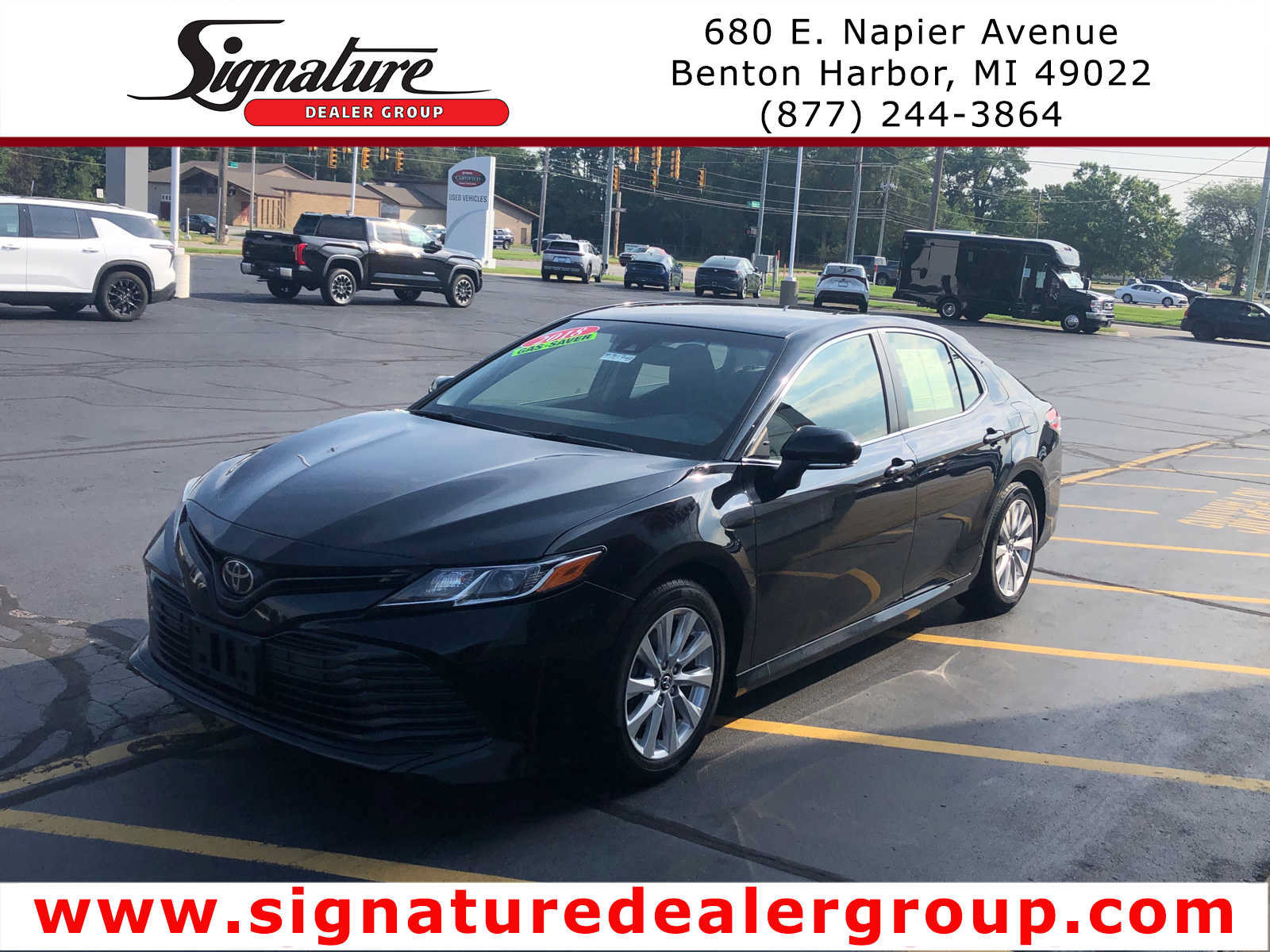 Used 2018 Toyota Camry LE w/ Convenience Package FWD image 1