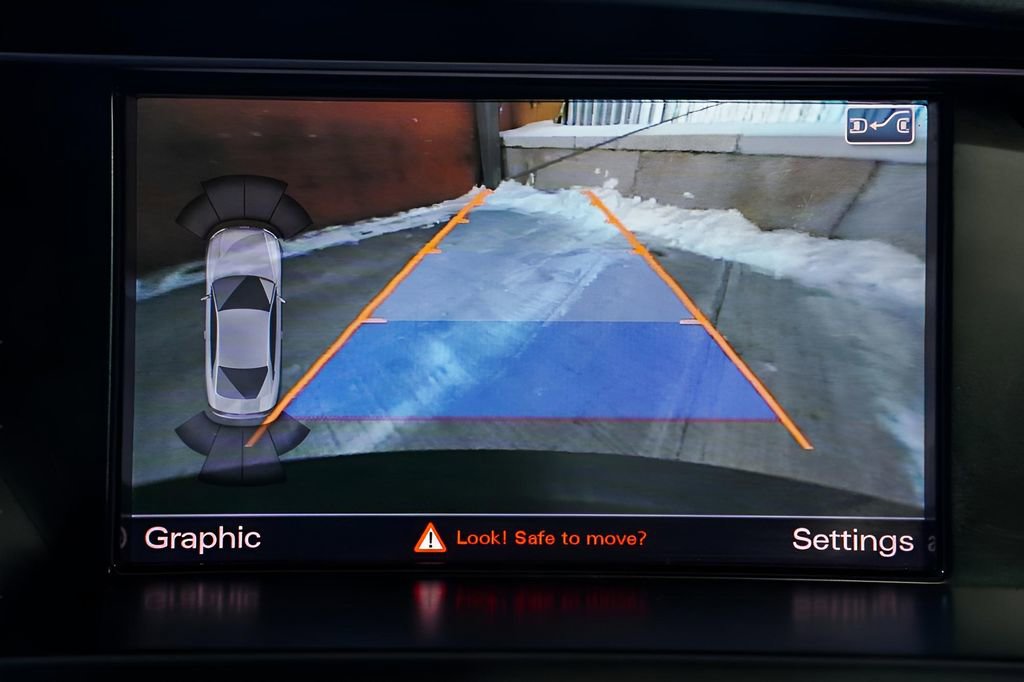 Used 2015 Audi RS 5 Coupe w/ Technology Package image 30