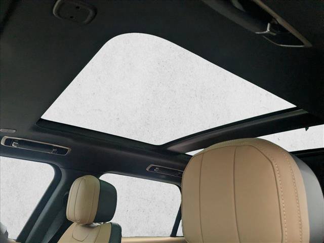 New 2026 Land Rover Range Rover Sport Dynamic SE AWD/4WD image 17