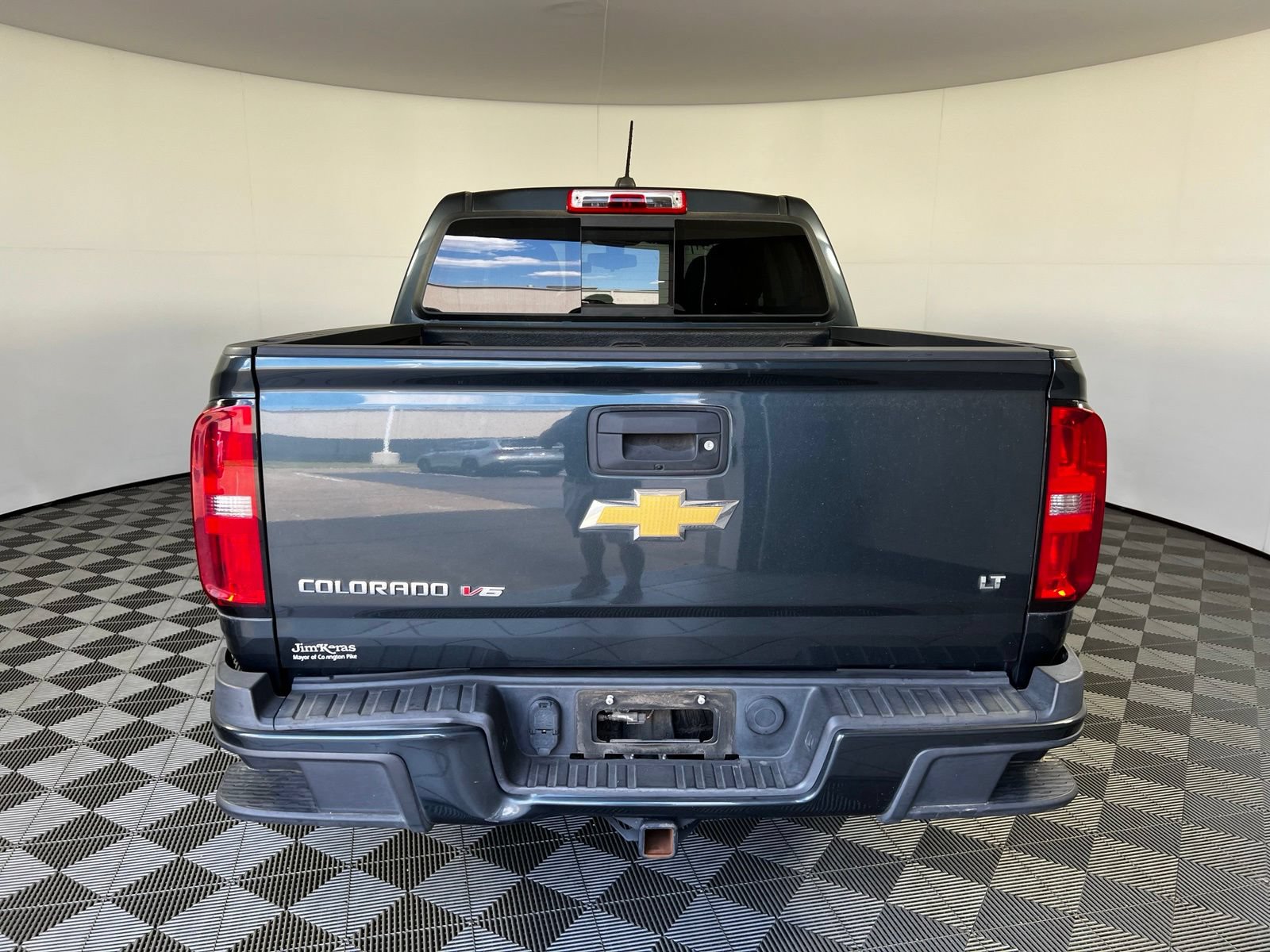 Used 2017 Chevrolet Colorado LT w/ LT Convenience Package RWD image 6