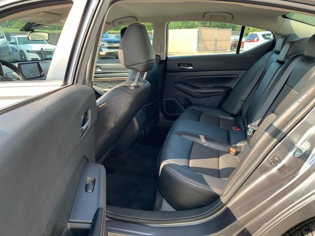 Used 2022 Nissan Altima 2.5 SR image 15