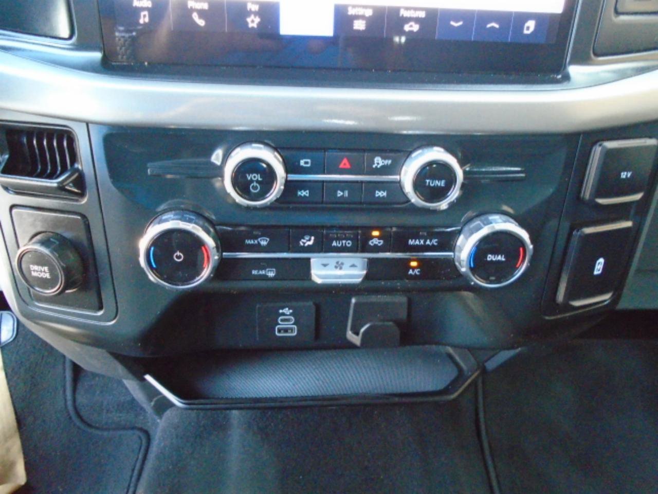 Used 2025 Ford F150 XLT w/ Equipment Group 301A Standard RWD image 24