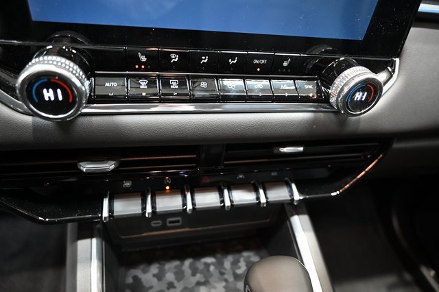 New 2026 GMC Canyon Elevation w/ Convenience Package image 20