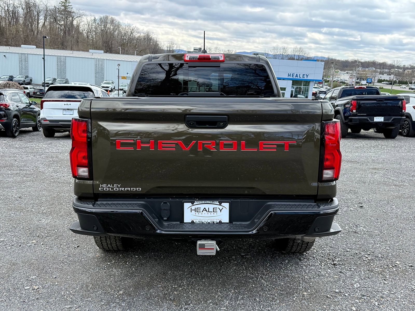 Used 2024 Chevrolet Colorado Z71 w/ Z71 Convenience Package 2 image 5