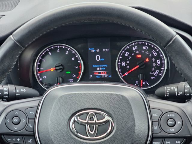 Used 2020 Toyota RAV4 XLE Premium image 30