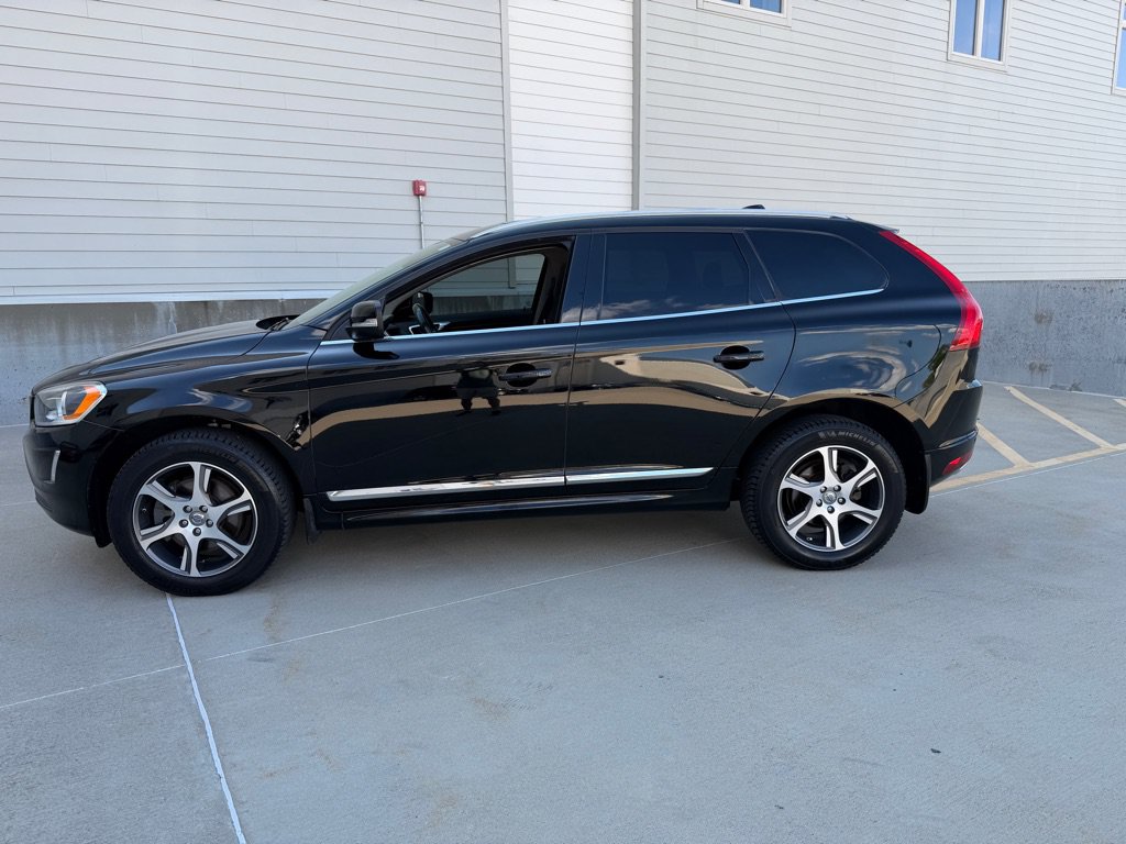 Used 2015 Volvo XC60 T6 Premier Plus AWD/4WD image 4