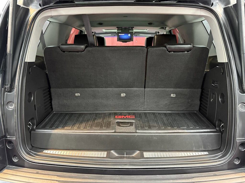 Used 2016 GMC Yukon Denali w/ Open Road Package image 30
