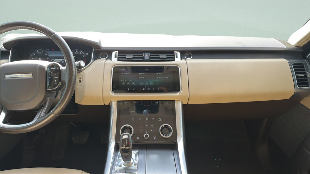 Used 2019 Land Rover Range Rover Sport SE AWD/4WD image 11