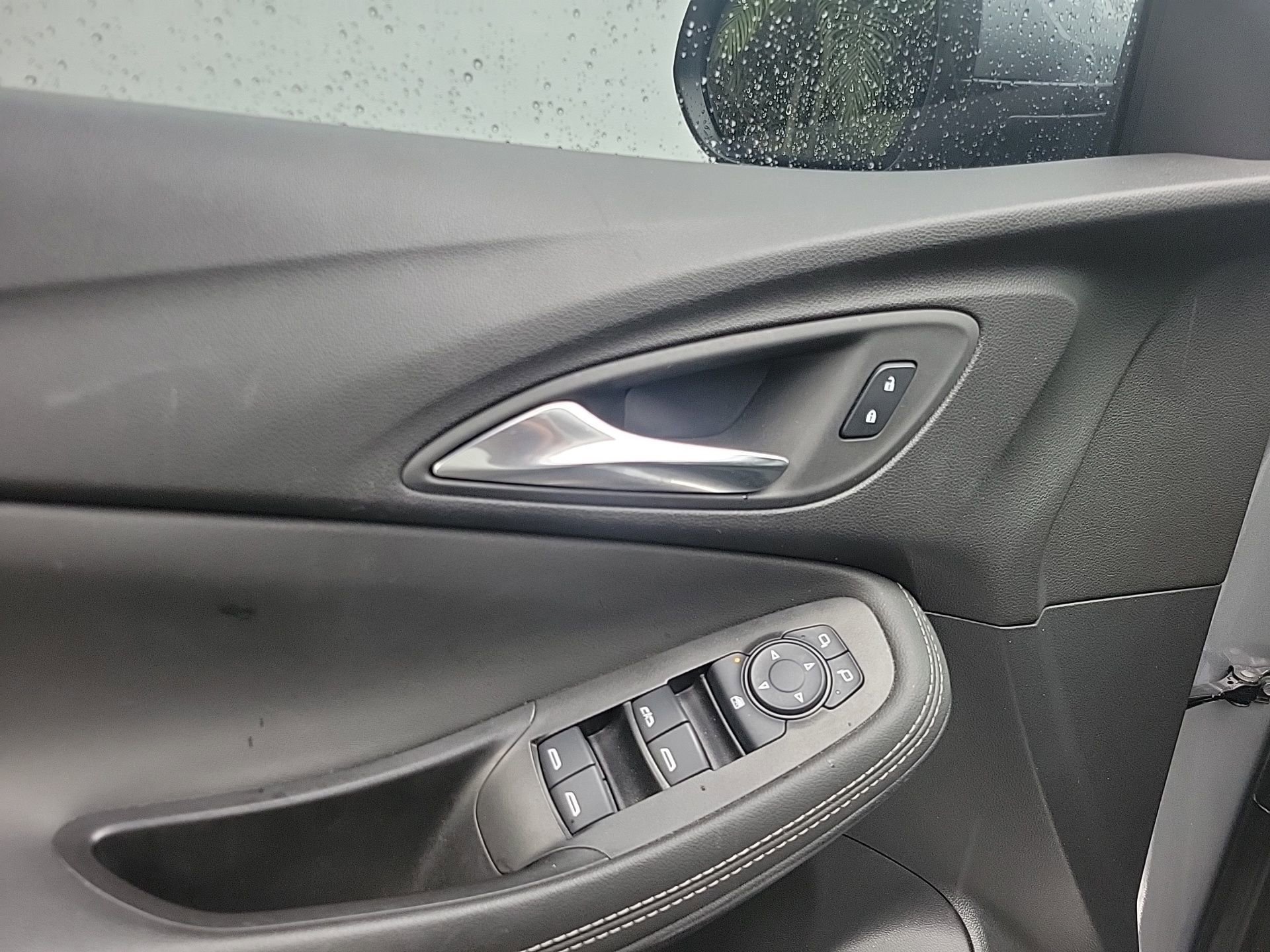 Used 2023 Buick Encore GX Preferred FWD image 20