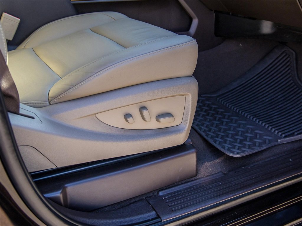 Used 2019 Chevrolet Silverado 2500 LTZ w/ Duramax Plus Package image 15