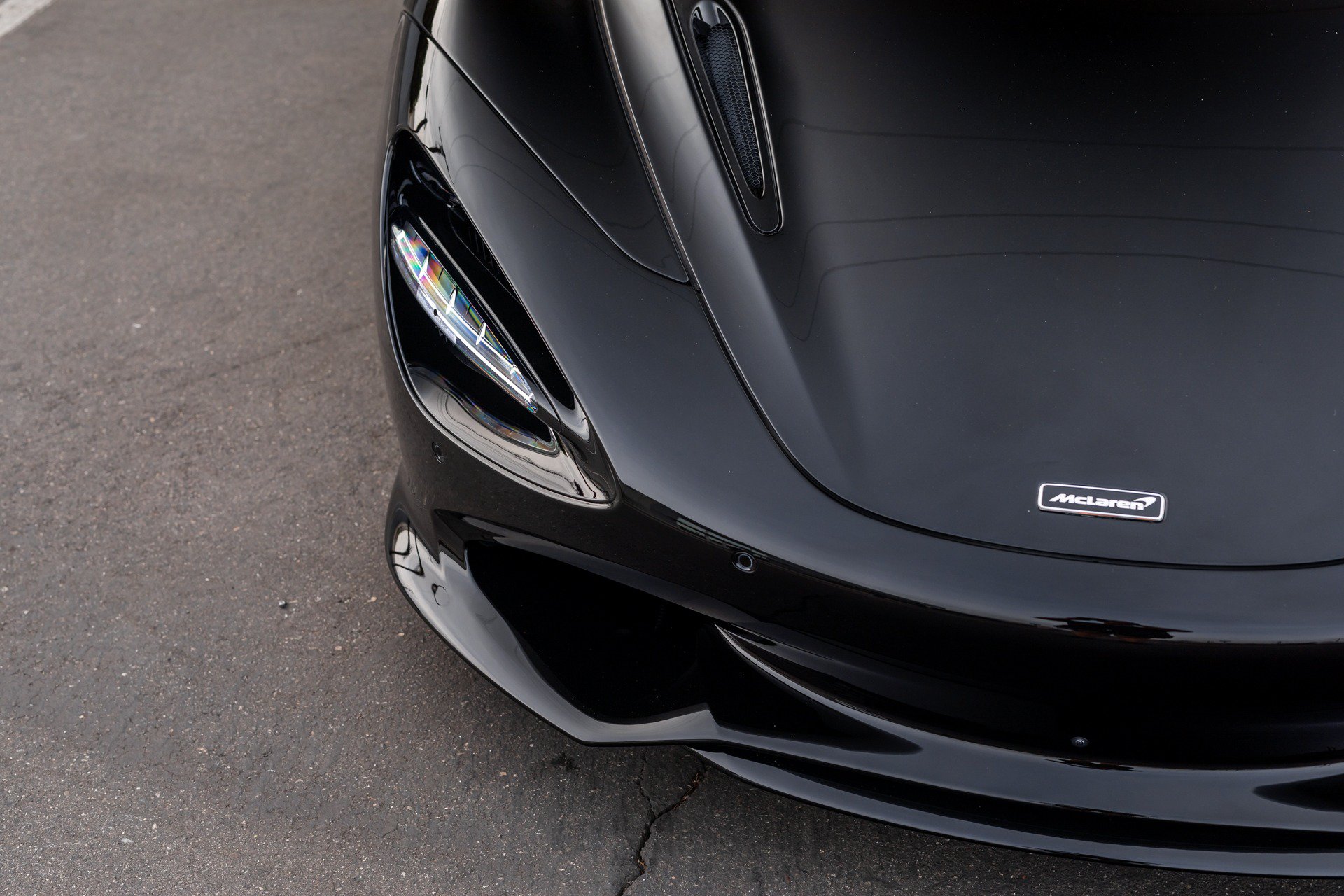 Used 2024 McLaren 750S Spider RWD image 13
