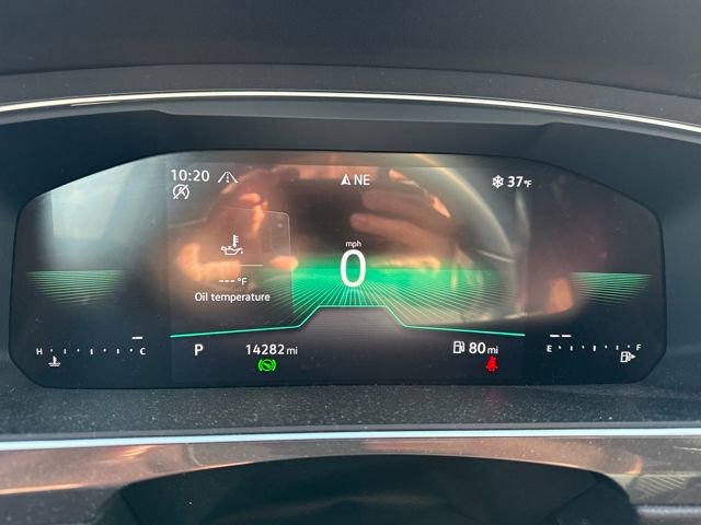 Used 2024 Volkswagen Tiguan SE R-Line image 23