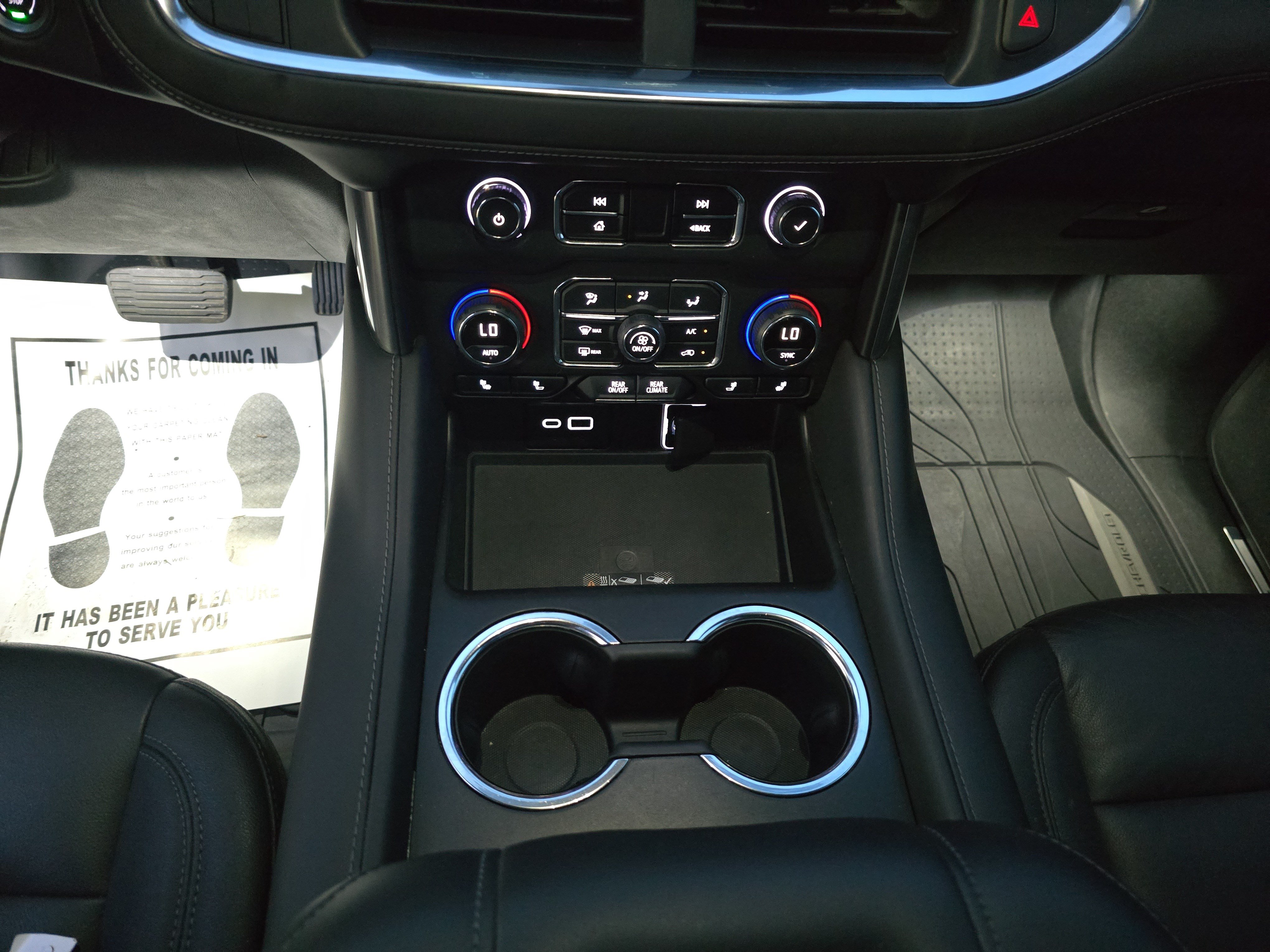 Used 2022 Chevrolet Tahoe LT w/ Luxury Package AWD/4WD image 20