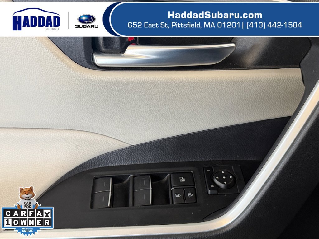 Used 2024 Toyota RAV4 XLE AWD/4WD image 20