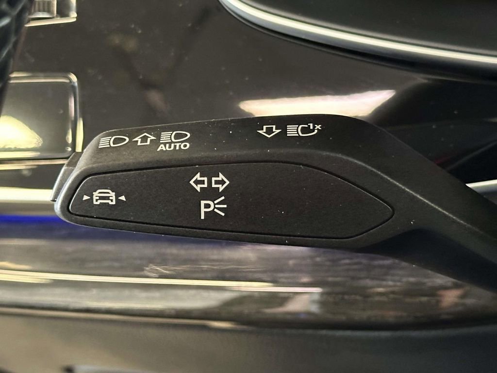 Used 2025 Audi Q8 Premium Plus w/ Premium Plus Package AWD/4WD image 28