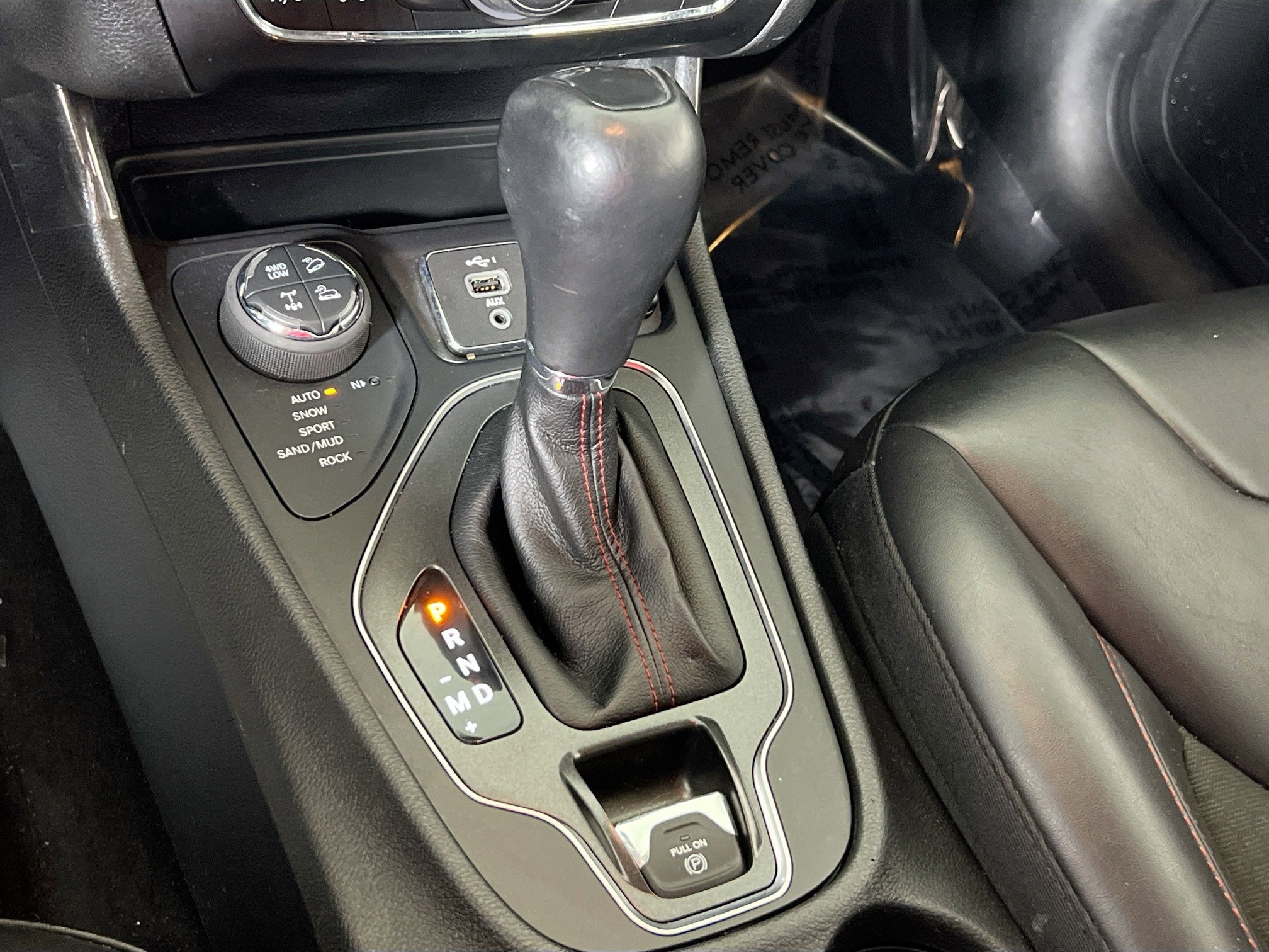 Used 2022 Jeep Cherokee Trailhawk w/ Trailer Tow Group image 16