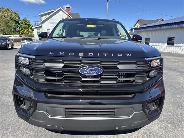 New 2025 Ford Expedition Max Active image 11