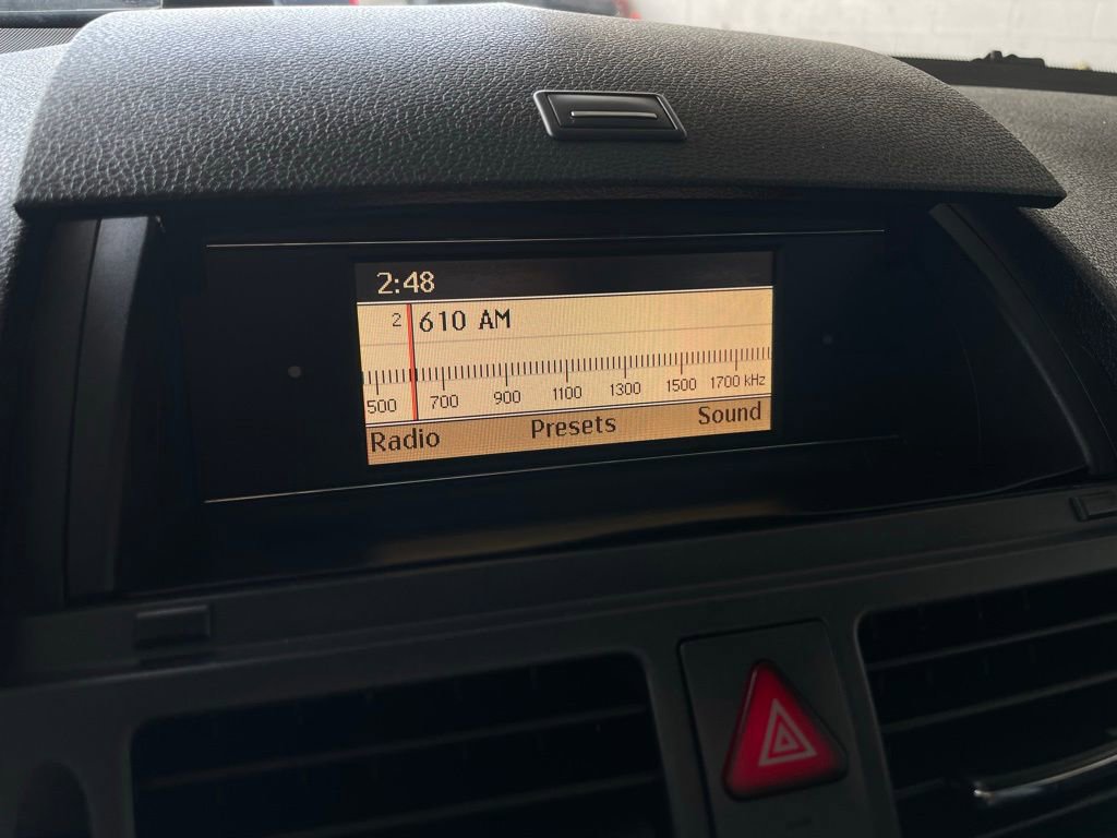 Used 2011 Mercedes-Benz C 300 4MATIC Sedan image 39