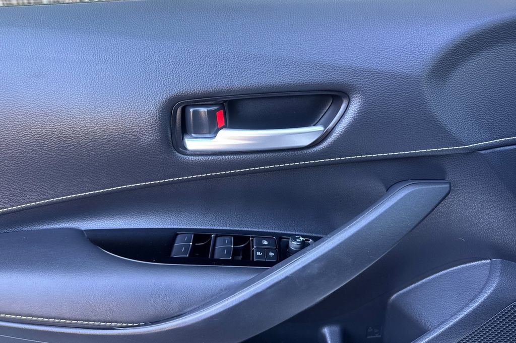 Certified 2023 Toyota Corolla SE image 10