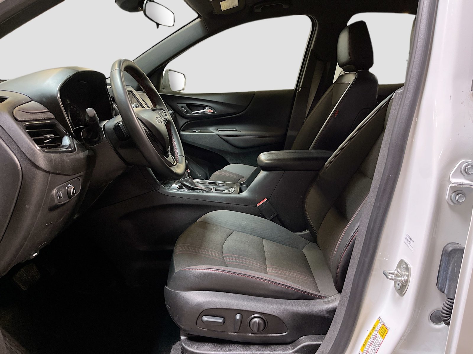 Used 2024 Chevrolet Equinox RS AWD/4WD image 20