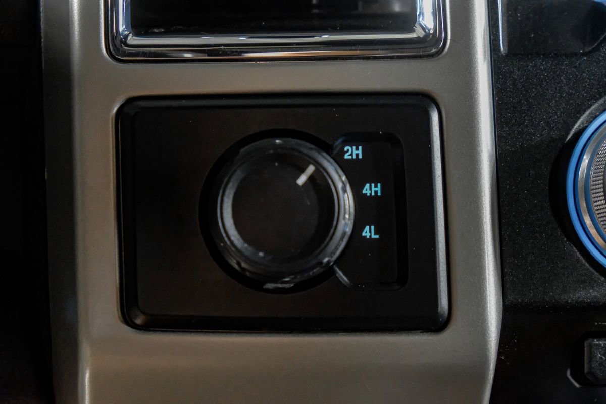 Used 2017 Ford F350 King Ranch w/ King Ranch Ultimate Package AWD/4WD image 25