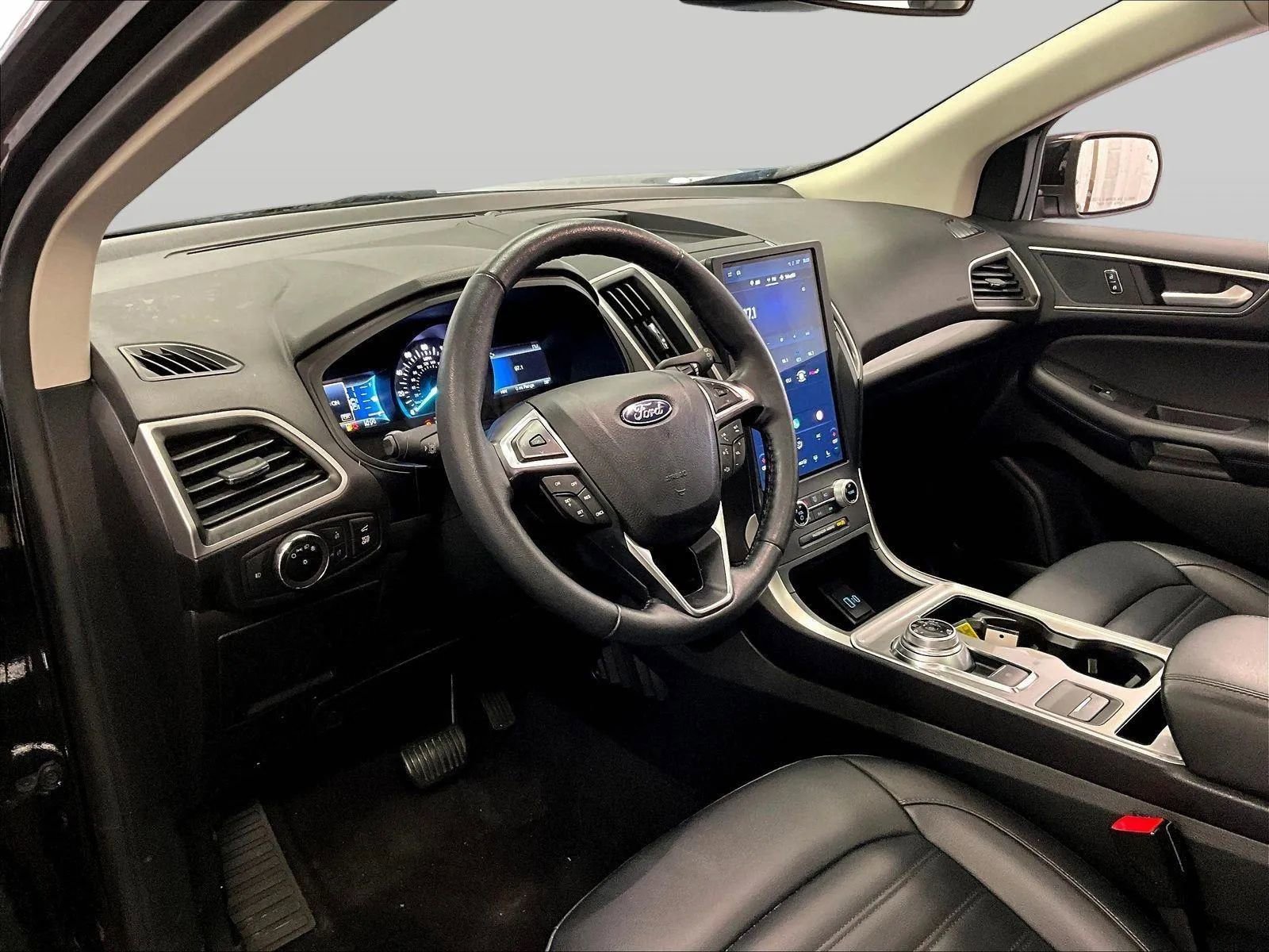 Certified 2023 Ford Edge SEL w/ Convenience Package image 12
