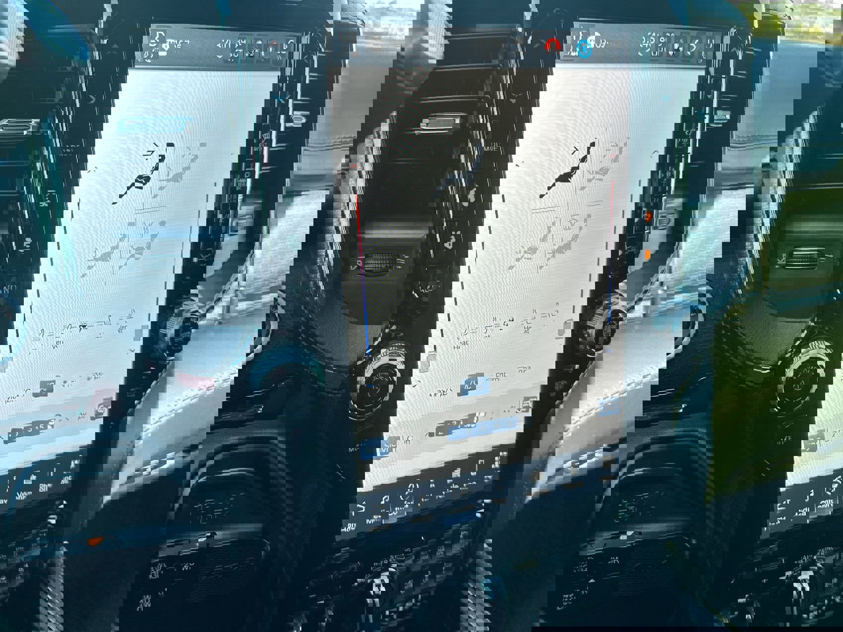 Used 2024 RAM 2500 Limited image 19