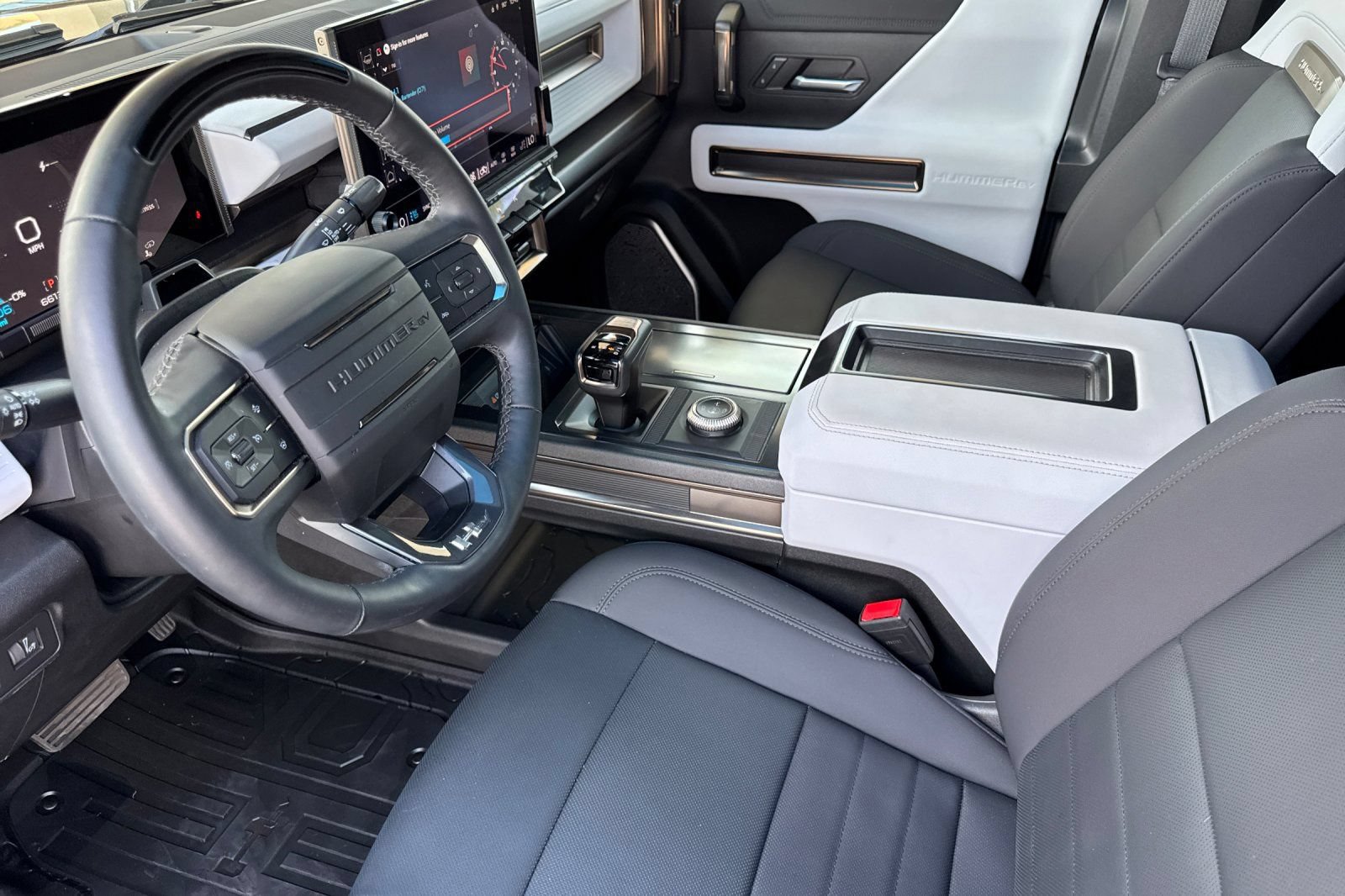 Certified 2024 GMC Hummer EV 2X w/ LPO, Illumination Package AWD/4WD image 10