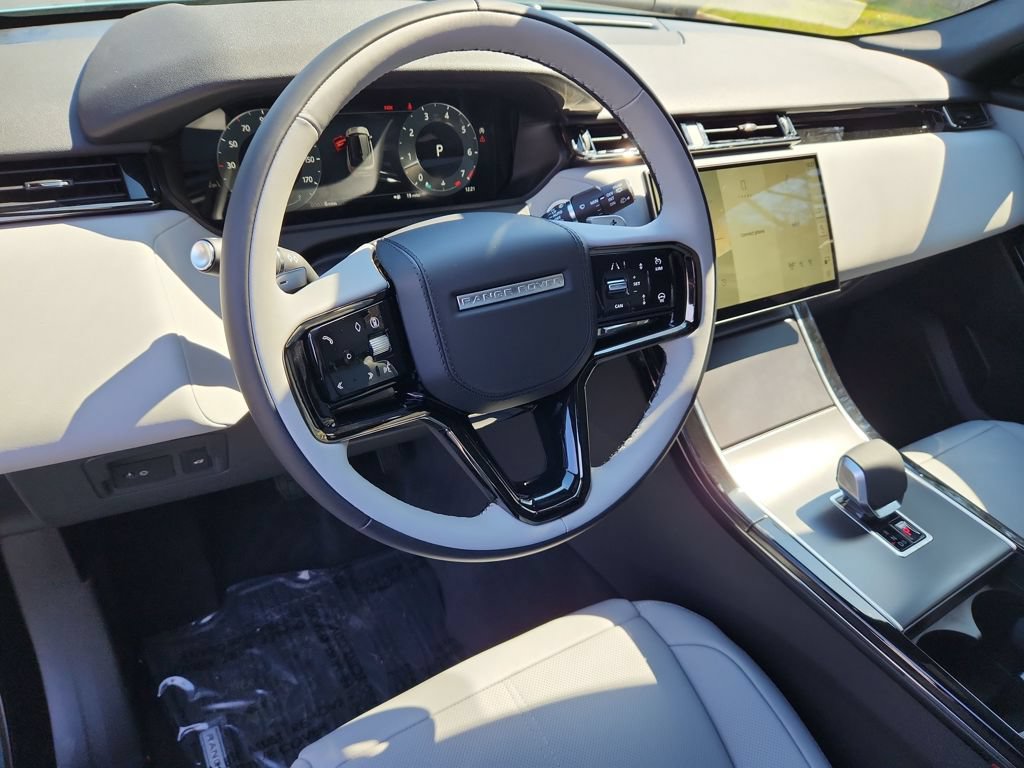 New 2026 Land Rover Range Rover Velar S AWD/4WD image 15