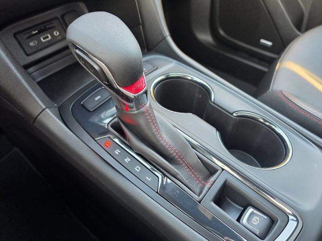 Used 2024 Chevrolet Equinox RS w/ RS Leather Package AWD/4WD image 37