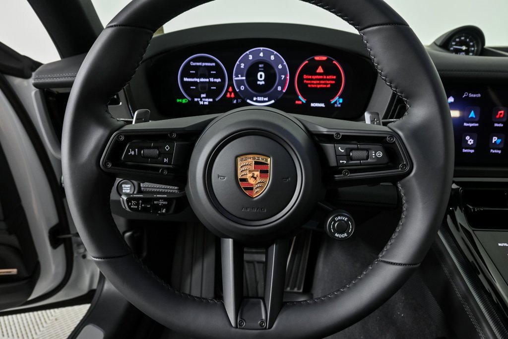 New 2025 Porsche Panamera image 10