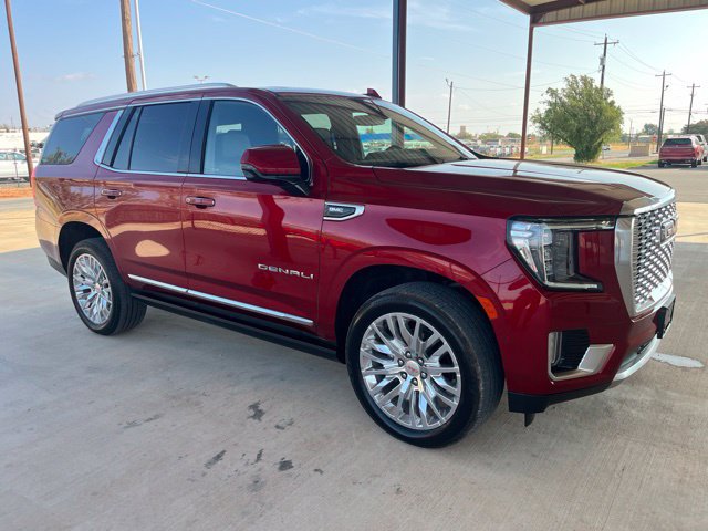 Used 2024 GMC Yukon Denali w/ Max Trailering Package AWD/4WD image 3