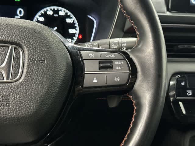 Certified 2025 Honda Pilot TrailSport image 18