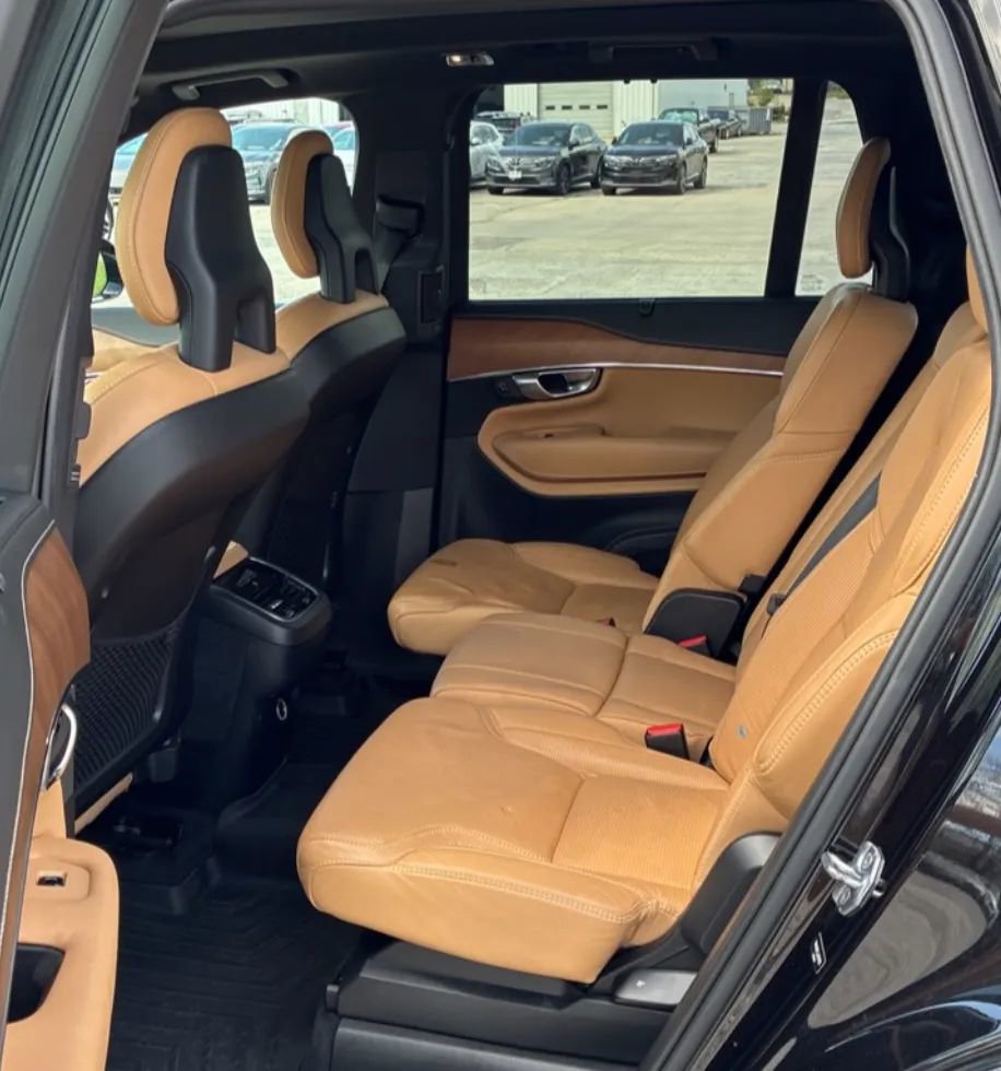 Used 2018 Volvo XC90 T6 Inscription w/ Convenience Package AWD/4WD image 11