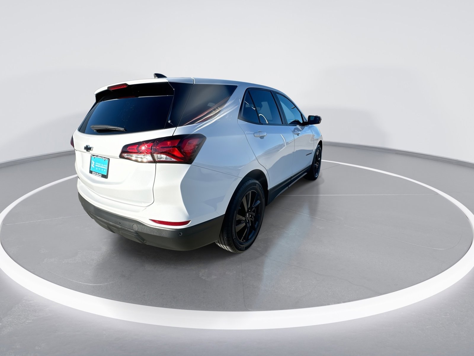 Used 2024 Chevrolet Equinox LS w/ LS Convenience Package FWD image 8