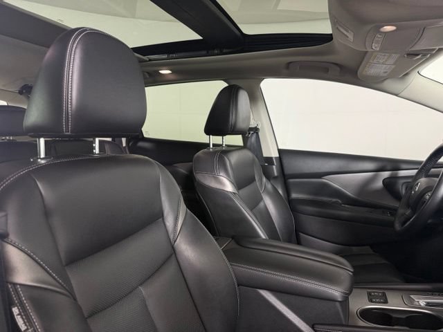 Used 2021 Nissan Murano SL w/ SL Moonroof Package FWD image 17