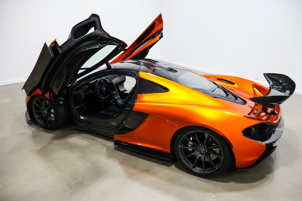 Used 2014 McLaren P1 RWD image 12