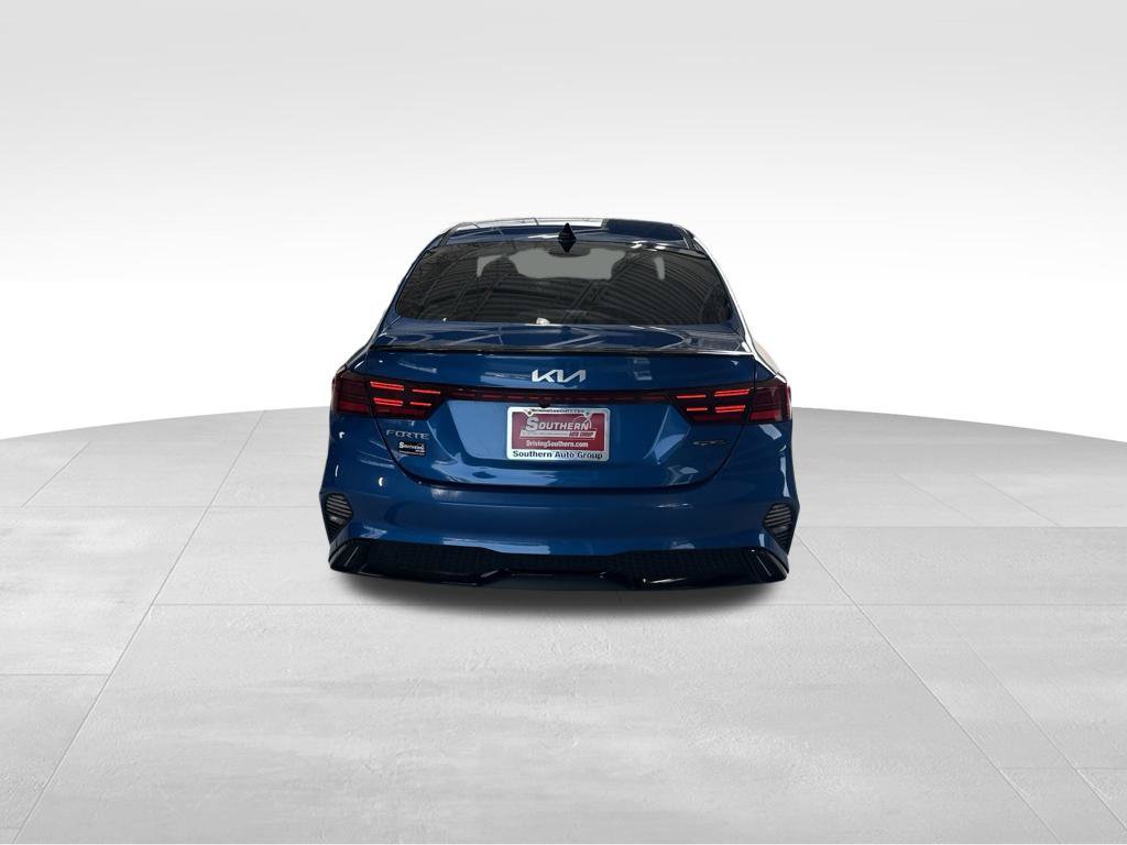 Used 2022 Kia Forte GT-Line w/ GT-Line Premium Package FWD image 4