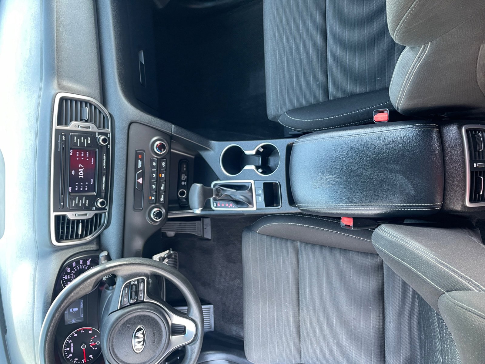 Used 2018 Kia Sportage LX image 15