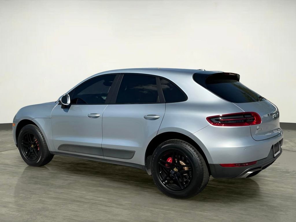 Used 2018 Porsche Macan Sport Edition image 4